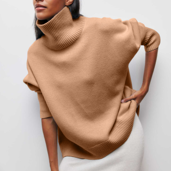 Charlotte™ | Roller collar pullover laced