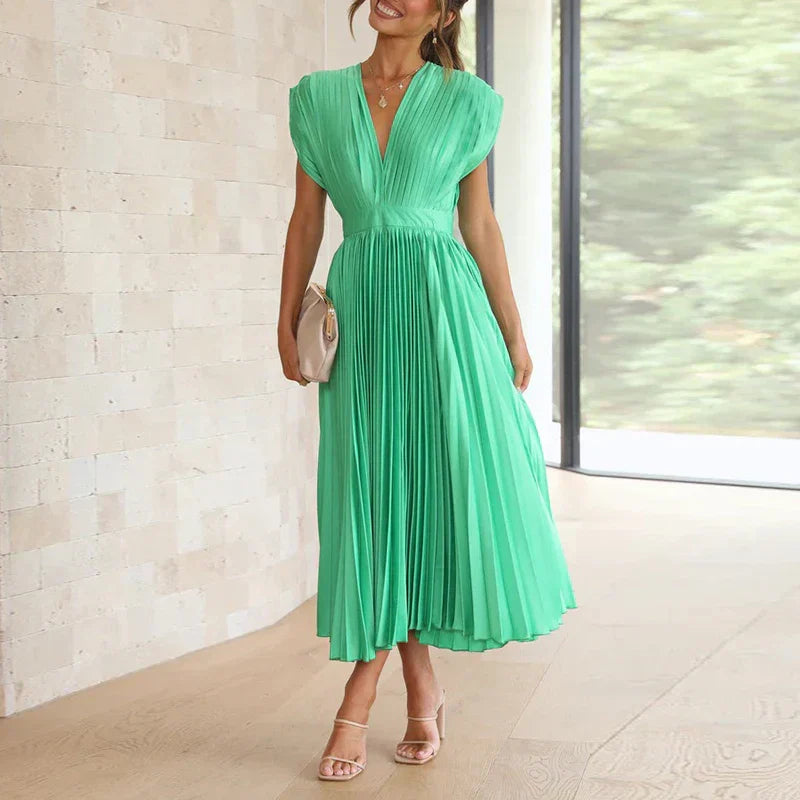 Charlotte™ | V-neck maxi dress with pleats