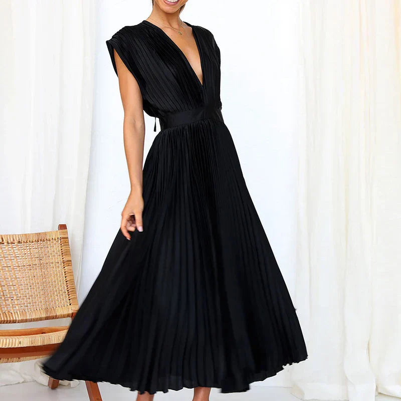 Charlotte™ | V-neck maxi dress with pleats