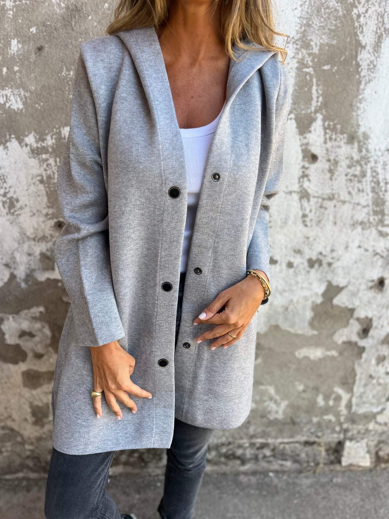 Charlotte™ | Cardigan with buttons and hood